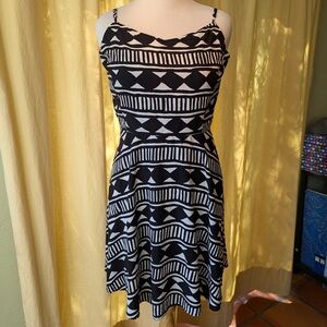Old Navy Black and White Adjustable Spaghetti Strap Fit and Flare Sundress